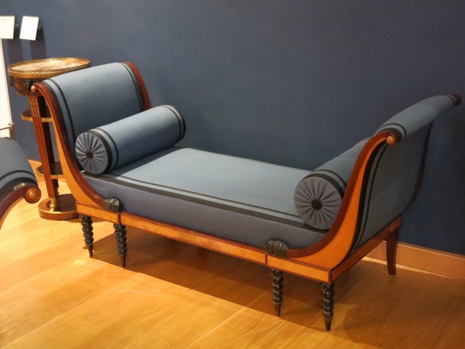 Кушетка мадам Рекамье