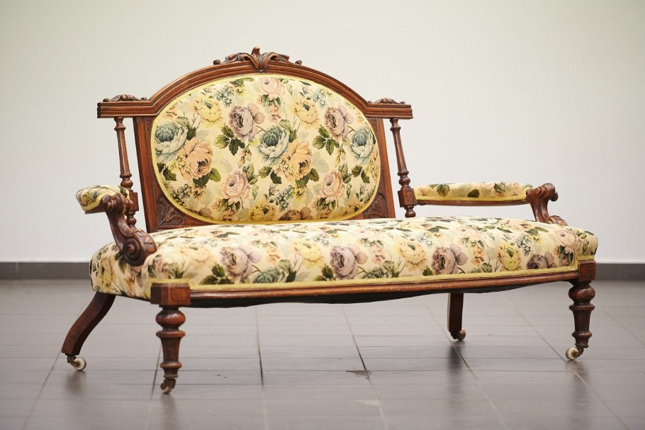 Ампир в мебели 19 века