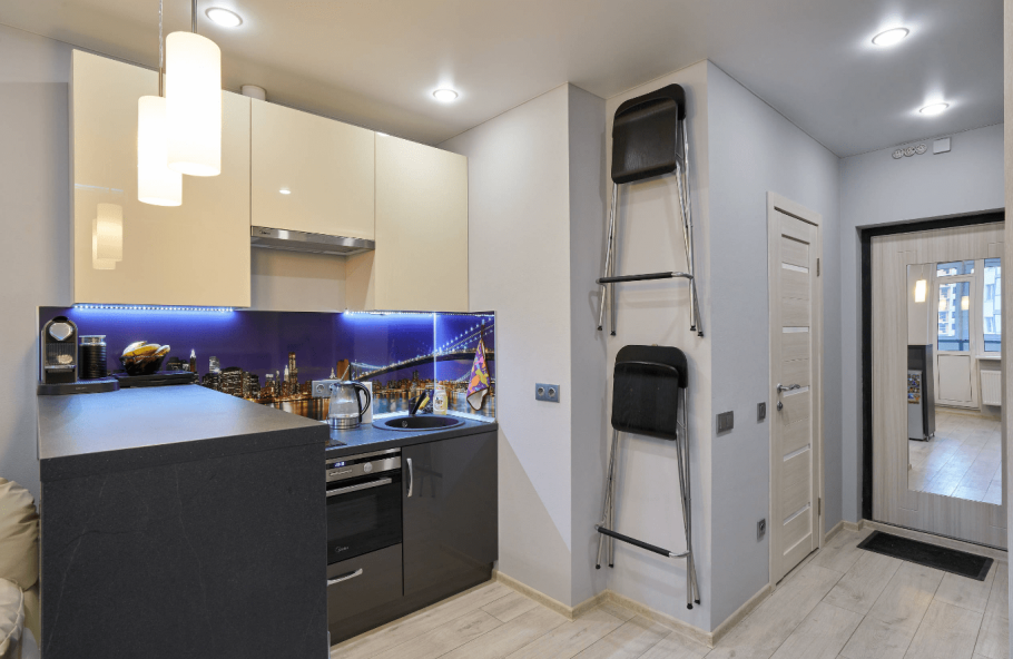 Квартира студия краски лета