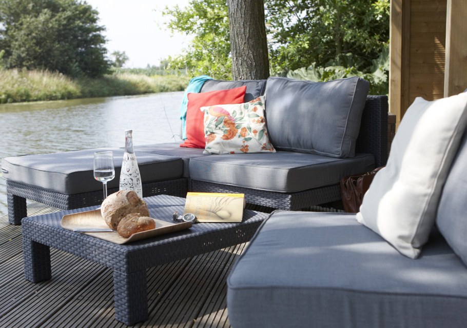 Диван на террасу из дерева