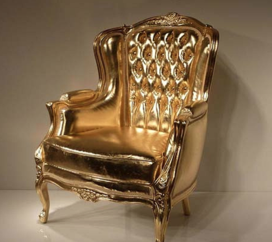 Шикарное кресло