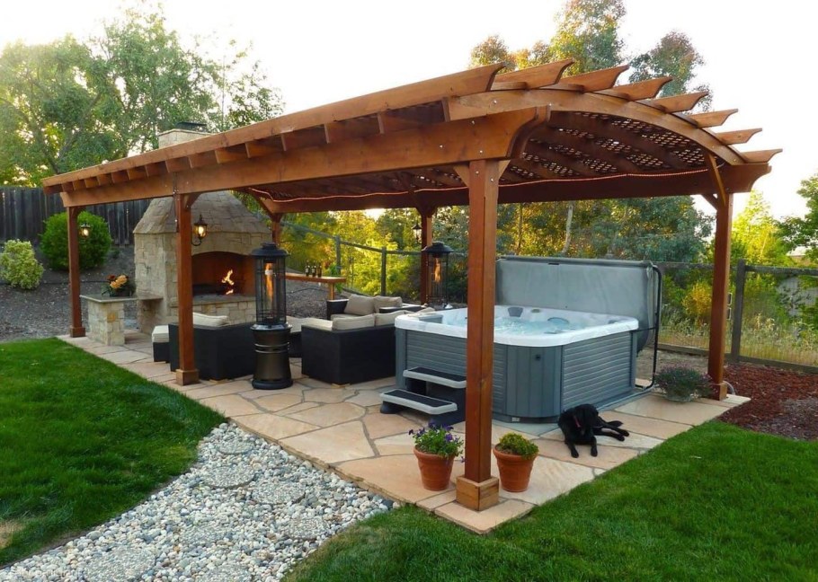 Уличная кухня для дачи