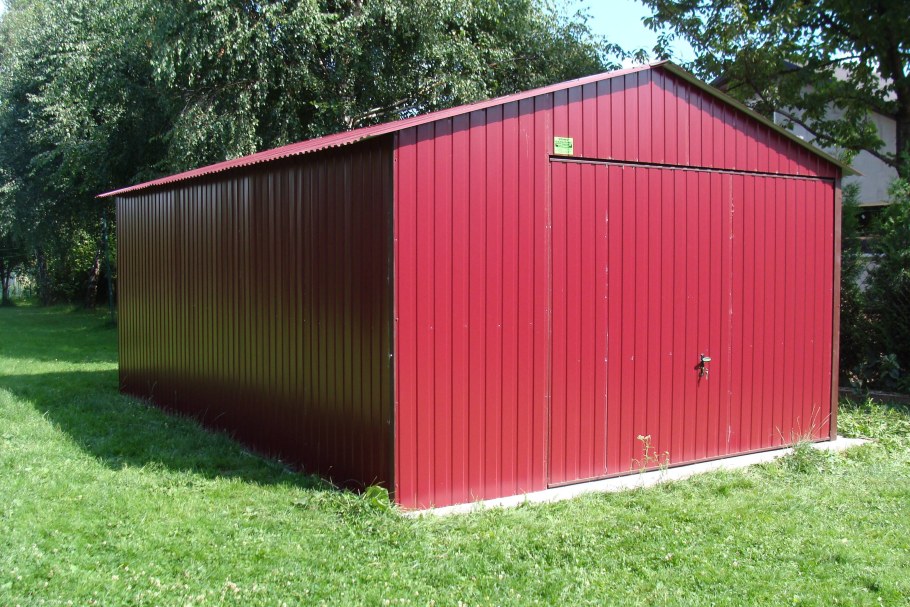 Гараж из профнастила