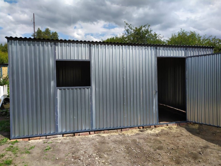 Хозблок из профлиста