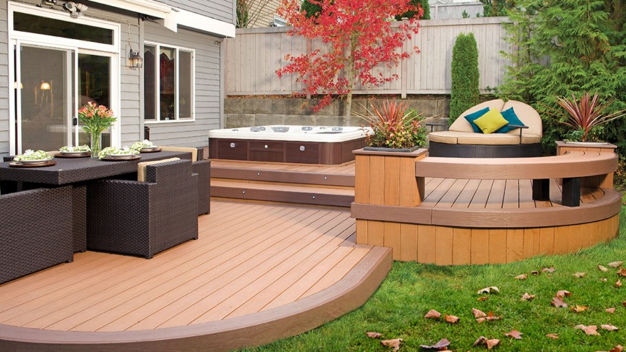 Деревянная терраса полукруглое