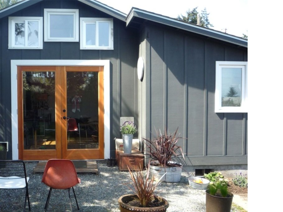 Переделка старого садового домика