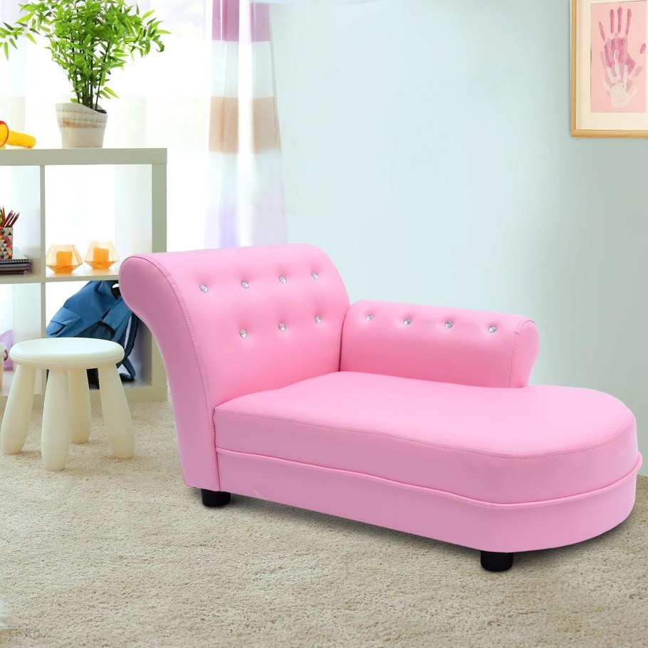 Диванчик в детскую