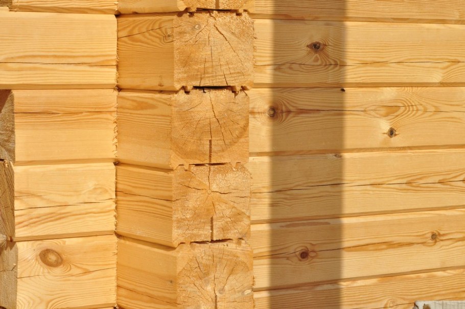 Брус профилированный 210