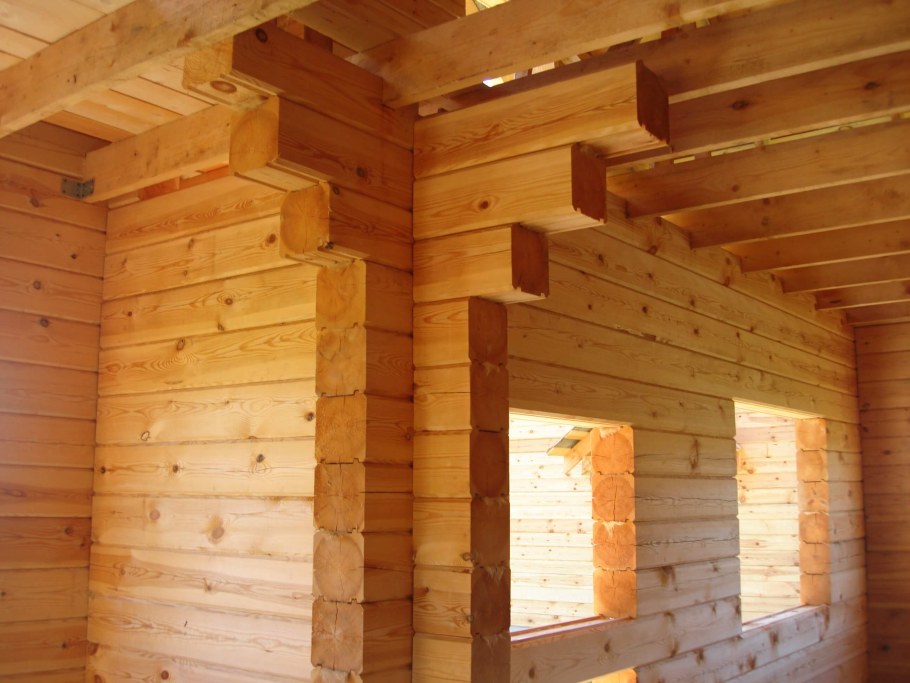 Дом из профилированного бруса 200х200