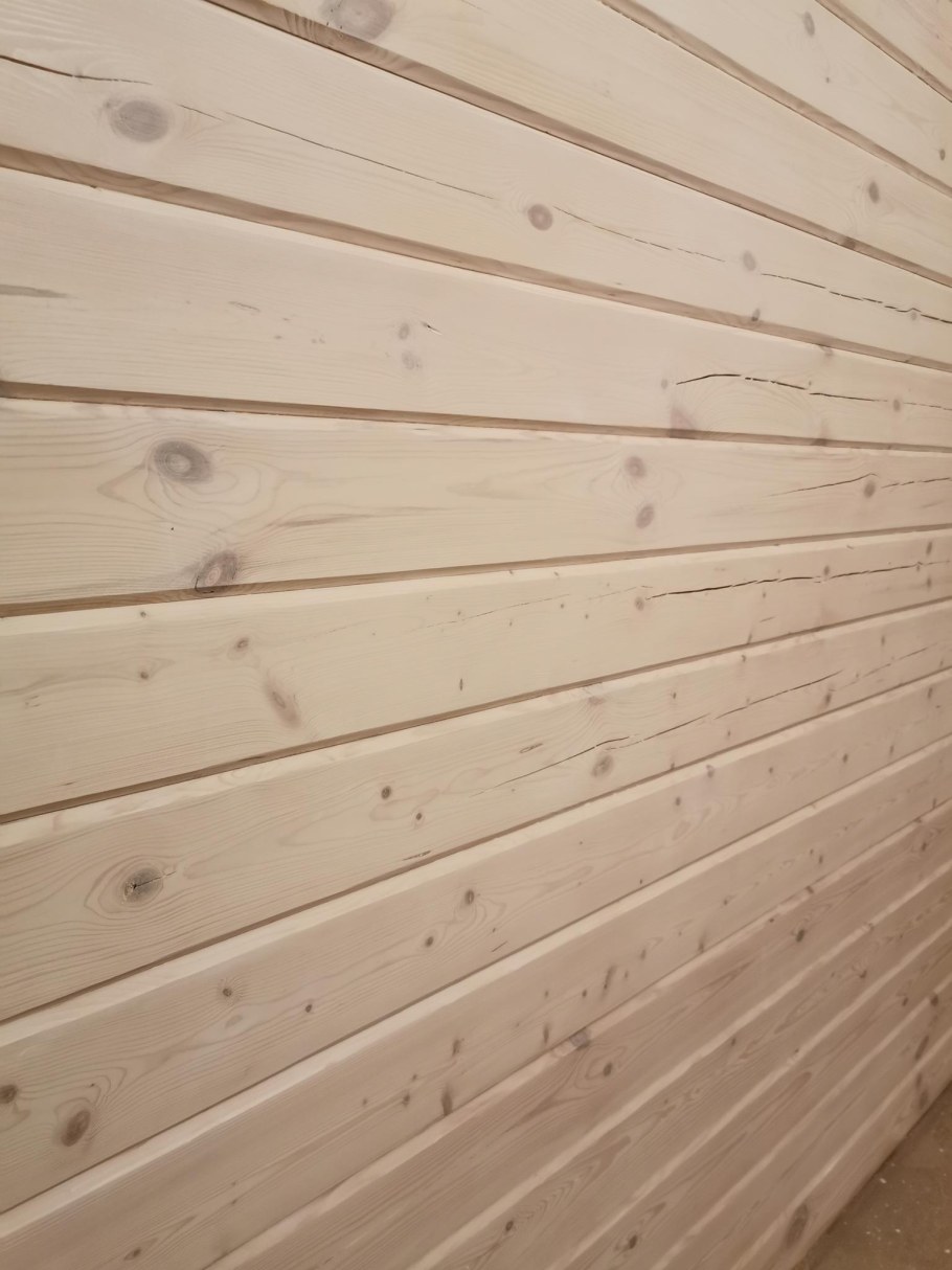 Отделка имитация профилированного бруса