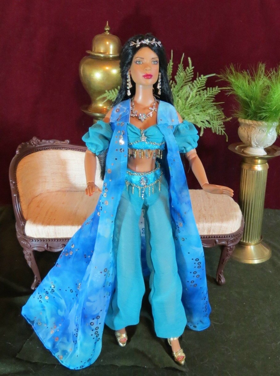 Кукла Жасмин Дисней мульт