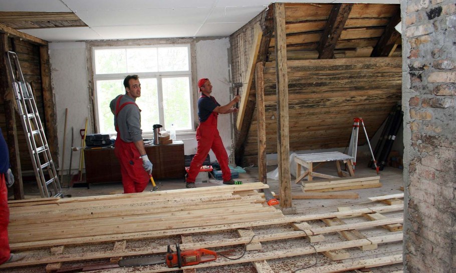 Дом стройка внутри