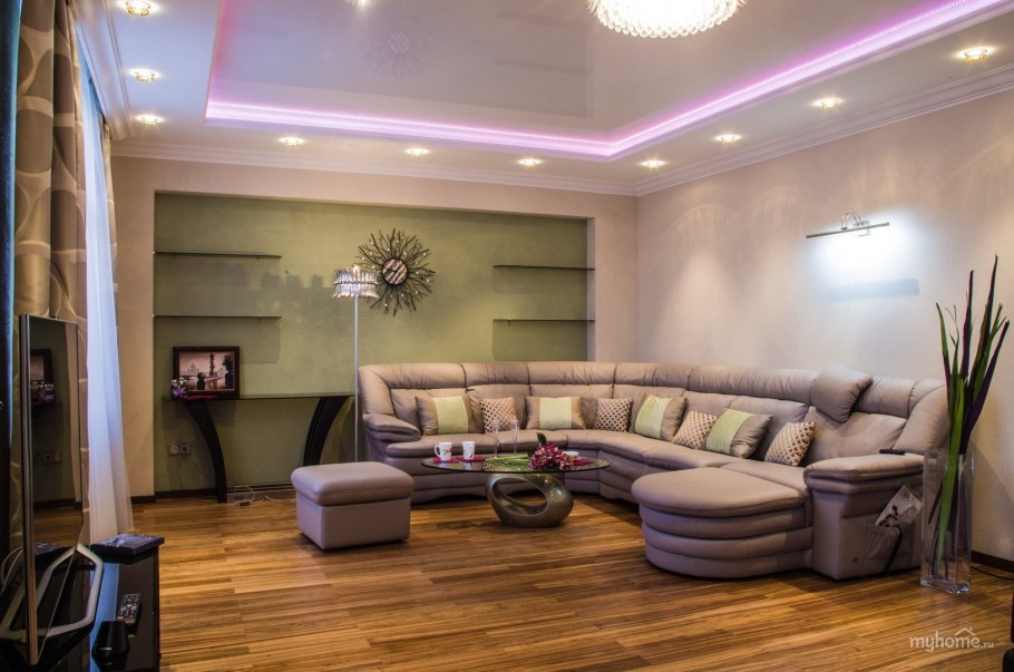 Угловой диван в интерьере