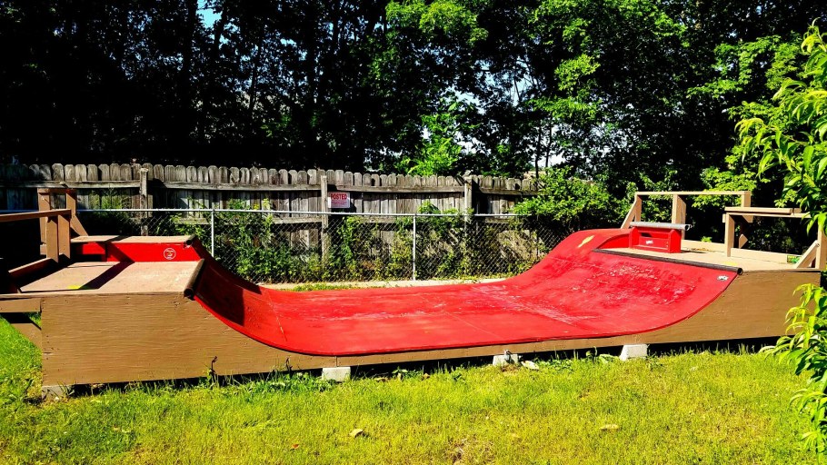 Мини рампа для скейтборда