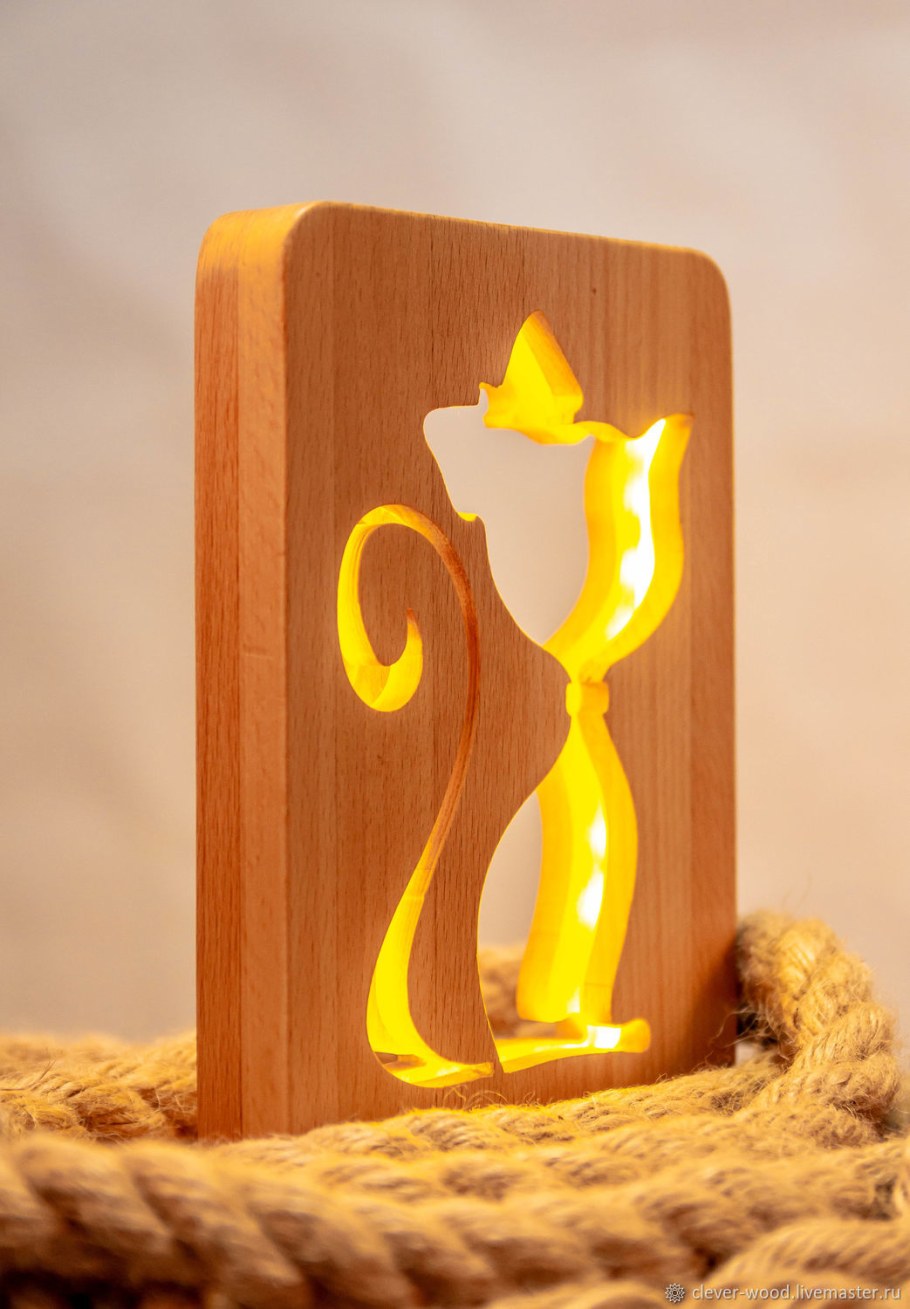 Ночник дерево