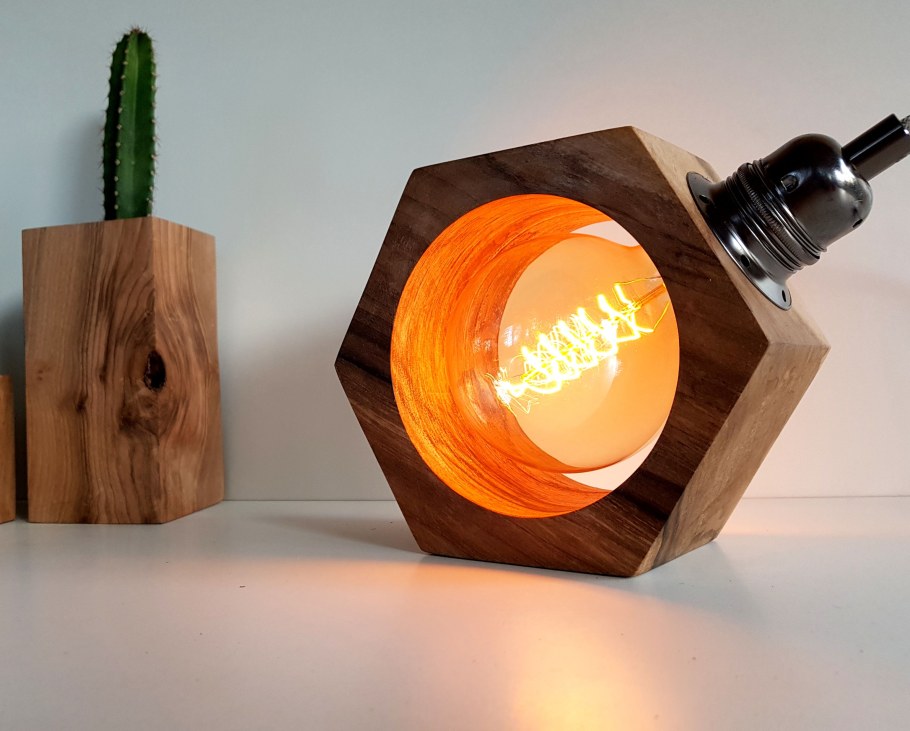 Светильник из проволоки