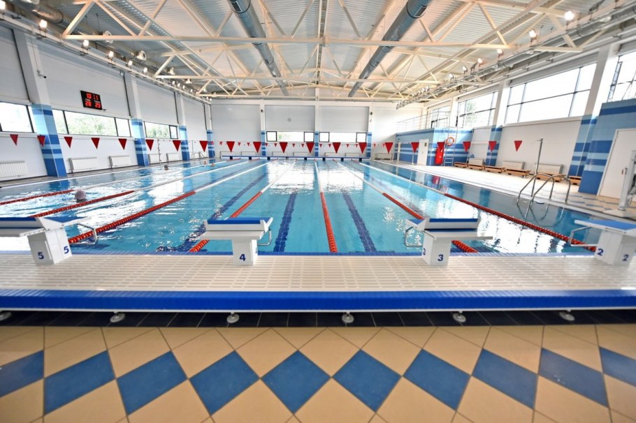 Открытый бассейн Альбатрос Омск