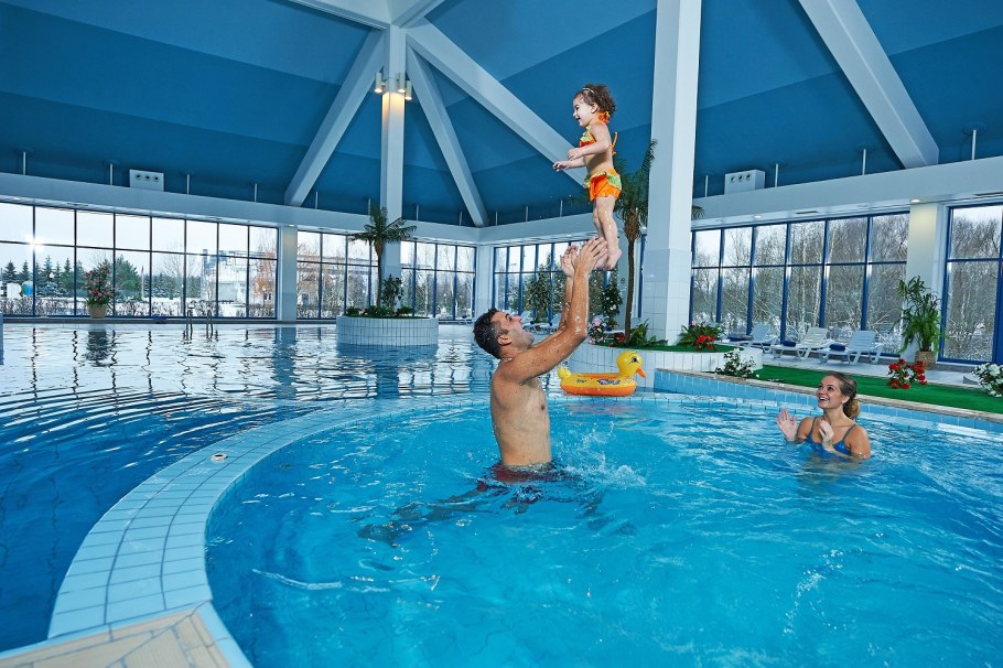 Парк Волен Яхрома бассейн