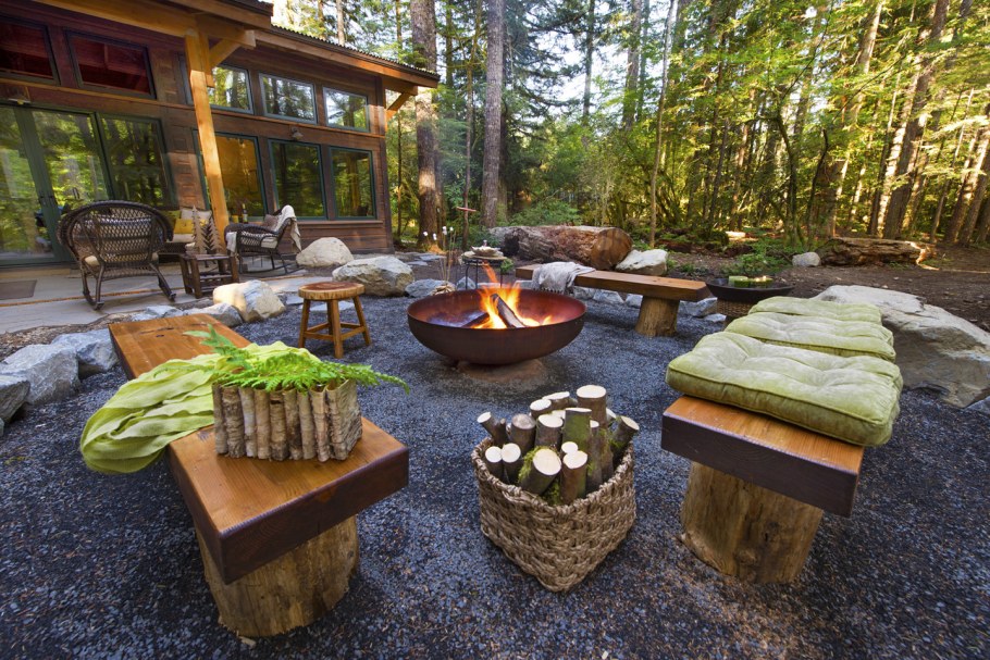 Мойка для ног на даче из камня