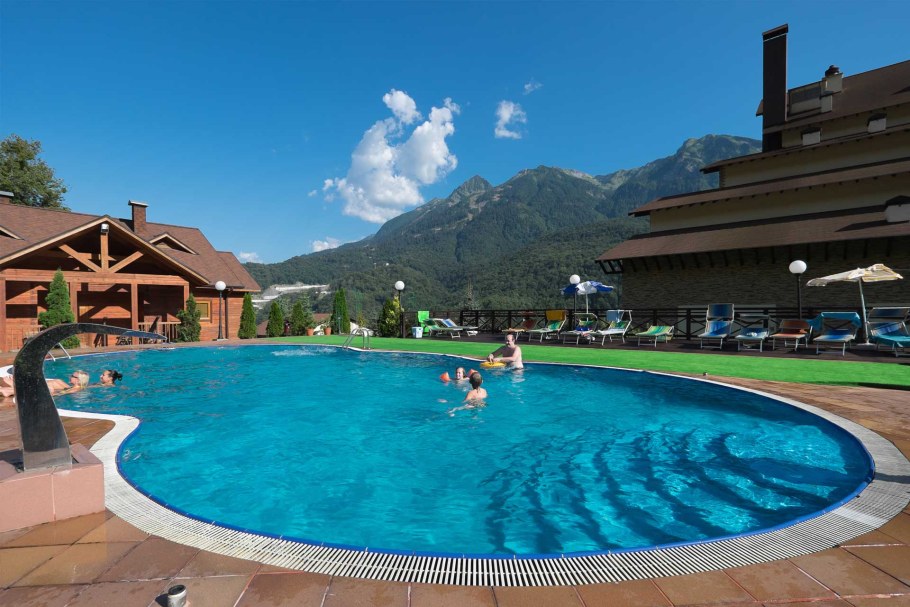 Термальный бассейн горячий ключ