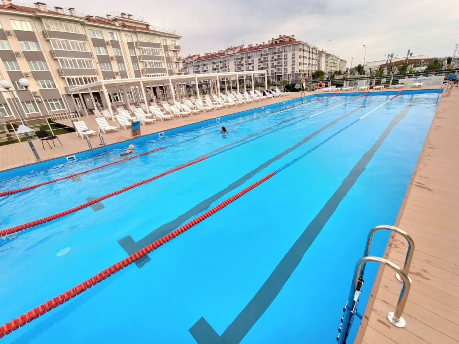 Бридж Резорт Сочи бассейн