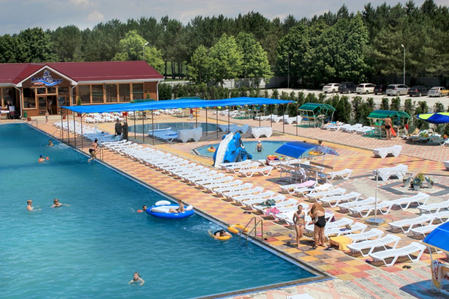 Отель Green Flow красная Поляна