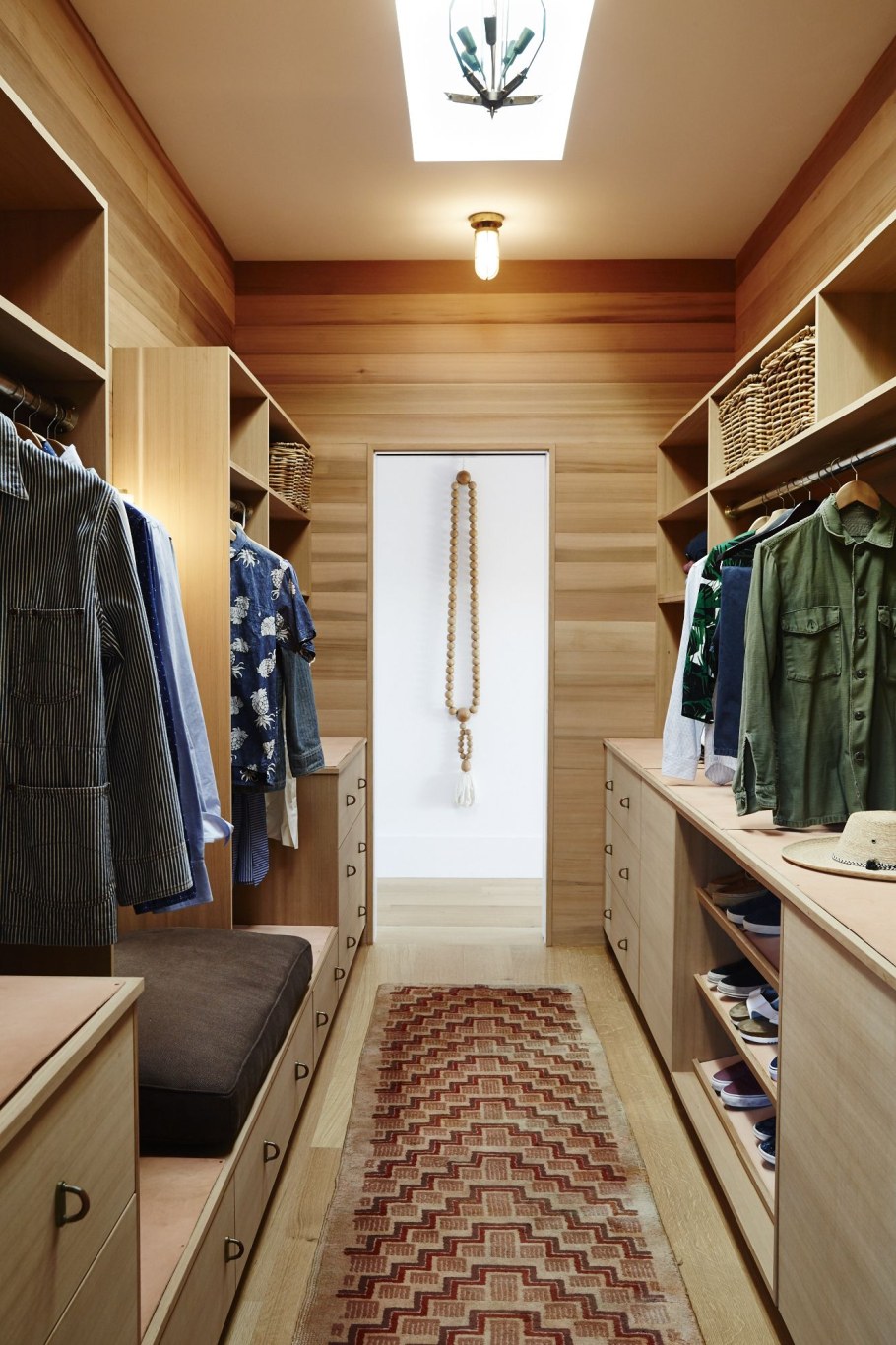 Гардеробная с туалетом