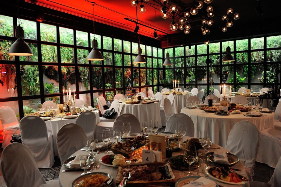 Стиль классицизм в интерьере ресторана