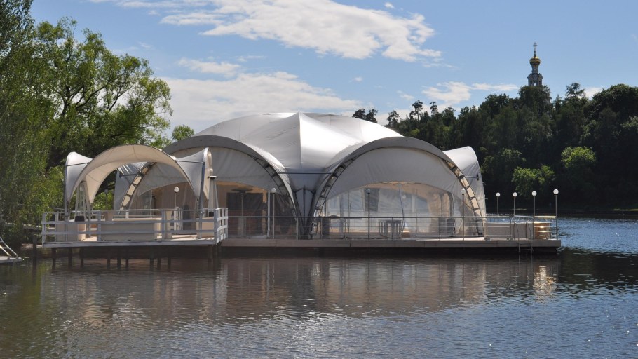 Освещение в ресторане