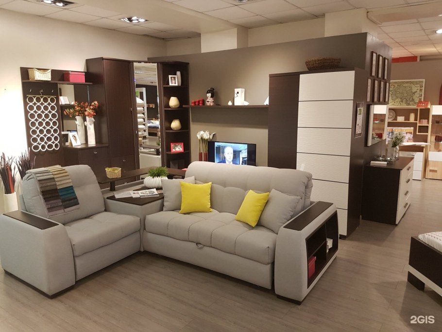 Крутые изделия из корпусной мебели.