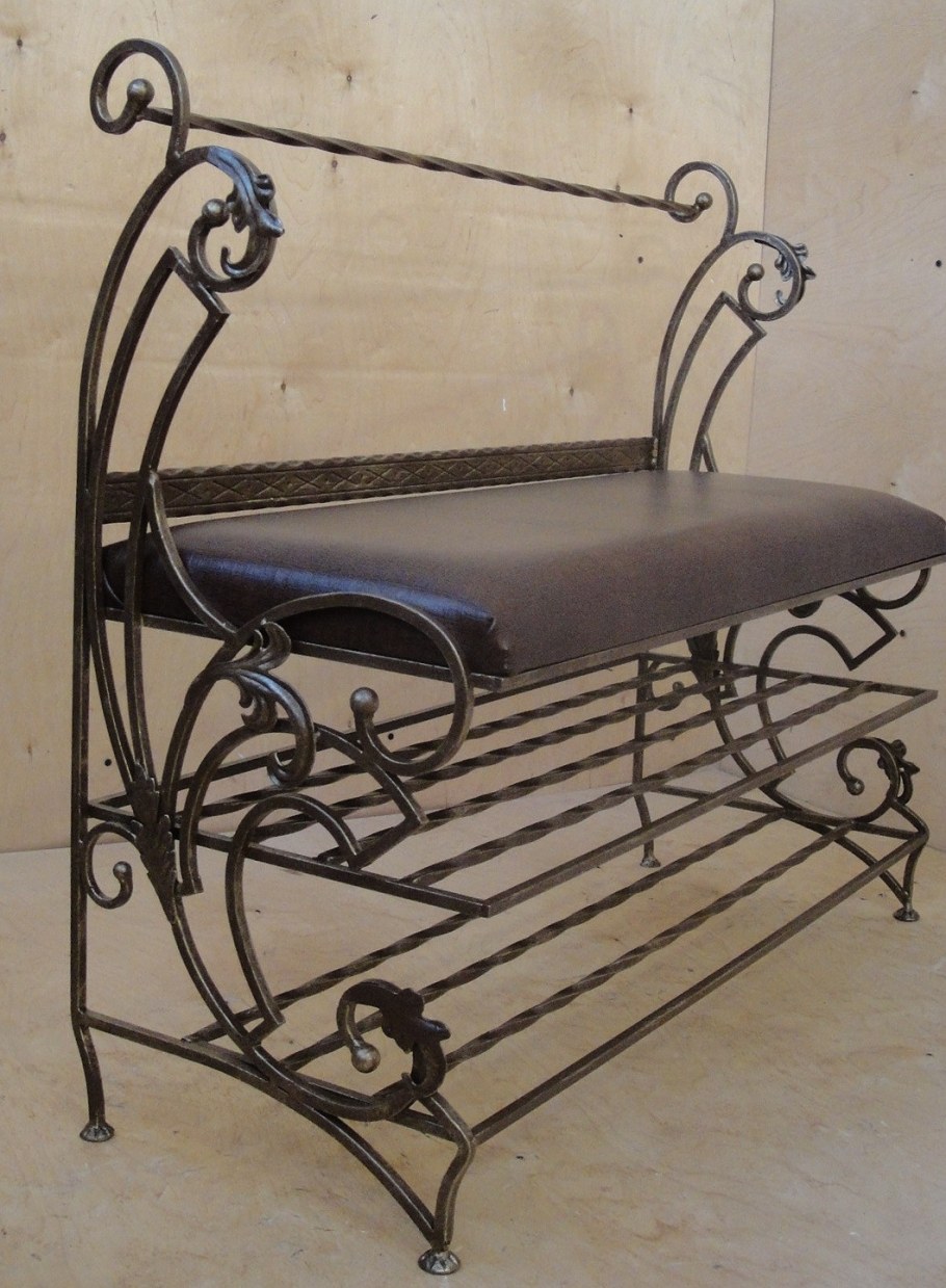 Вешалка в прихожую