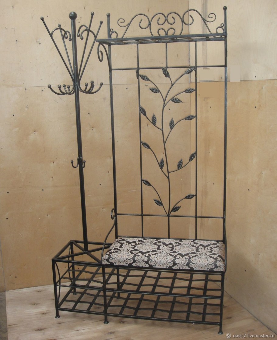 Кованые изделия в интерьере