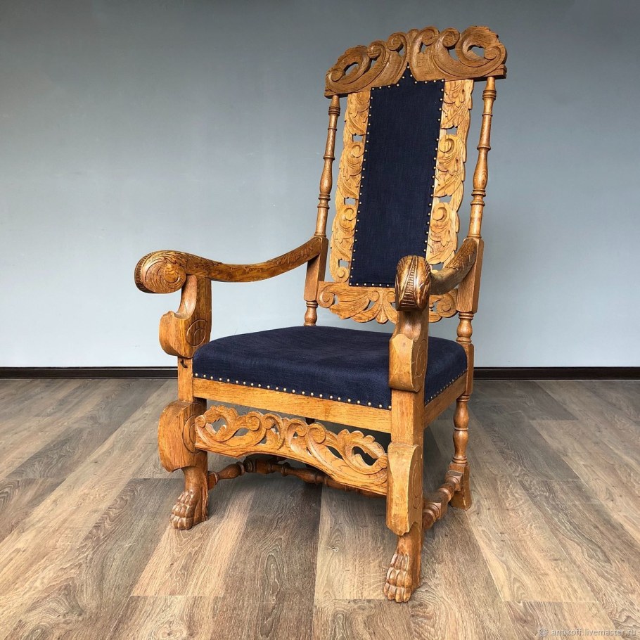 Золотое кресло