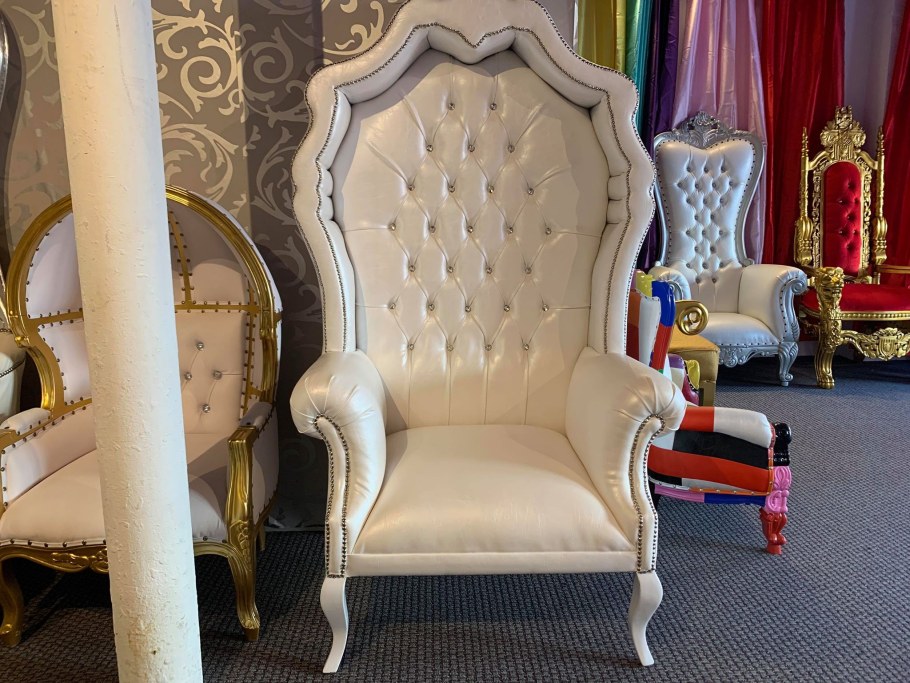 Трон вид сверху