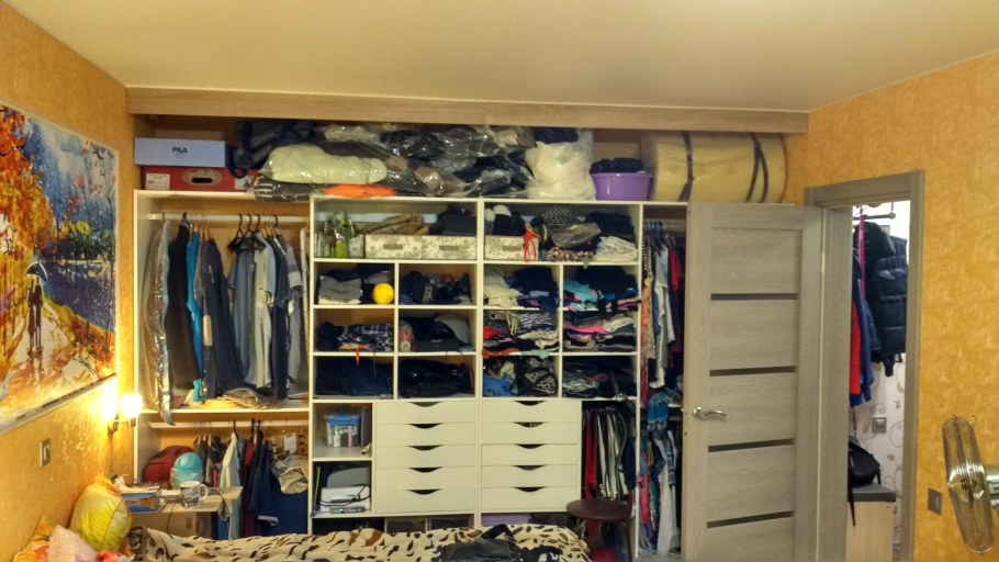 Проекты встроенных шкафов в прихожую