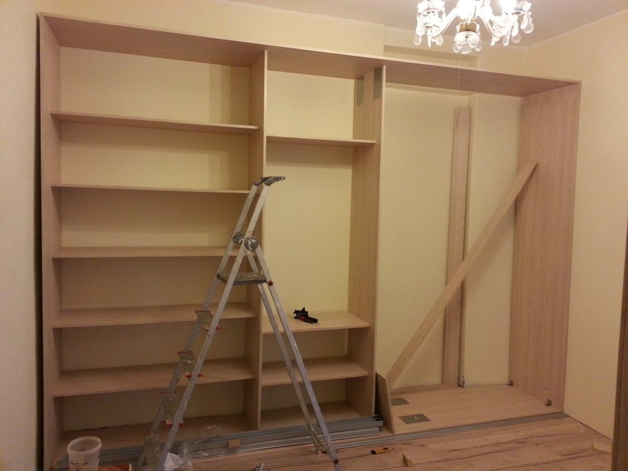 Каркас для встроенного шкафа купе