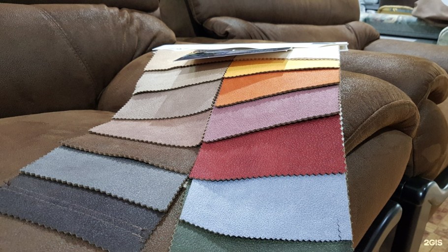 Мебель обтянутая шелком