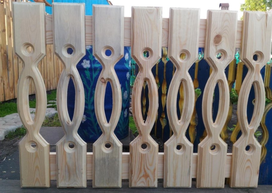 Резной деревянный забор