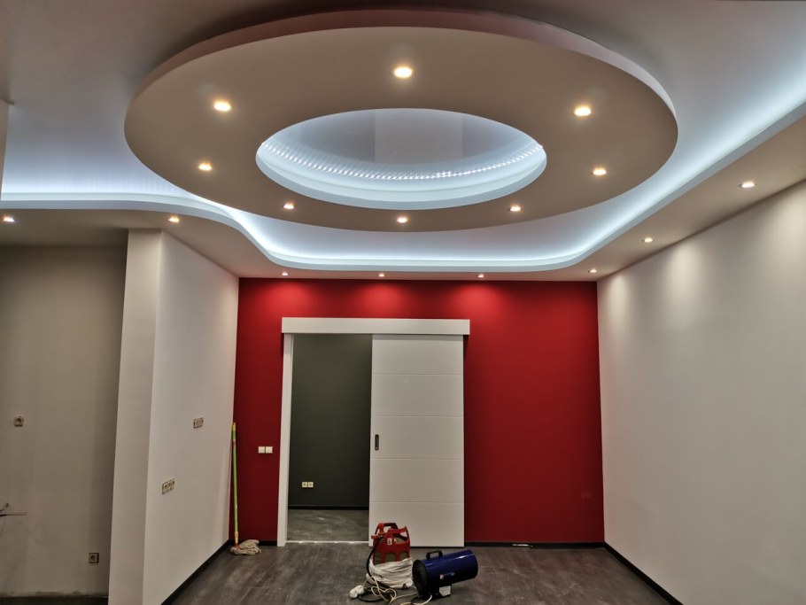 Натяжные потолки