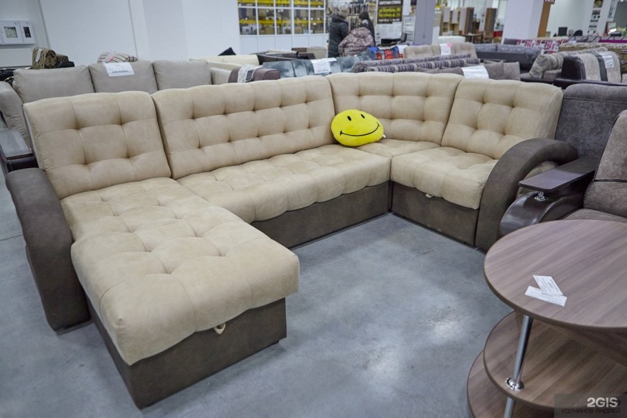 Кухонный гарнитур с розами