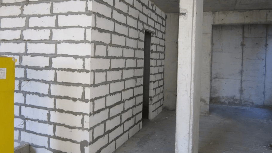 Перегородки из газобетона