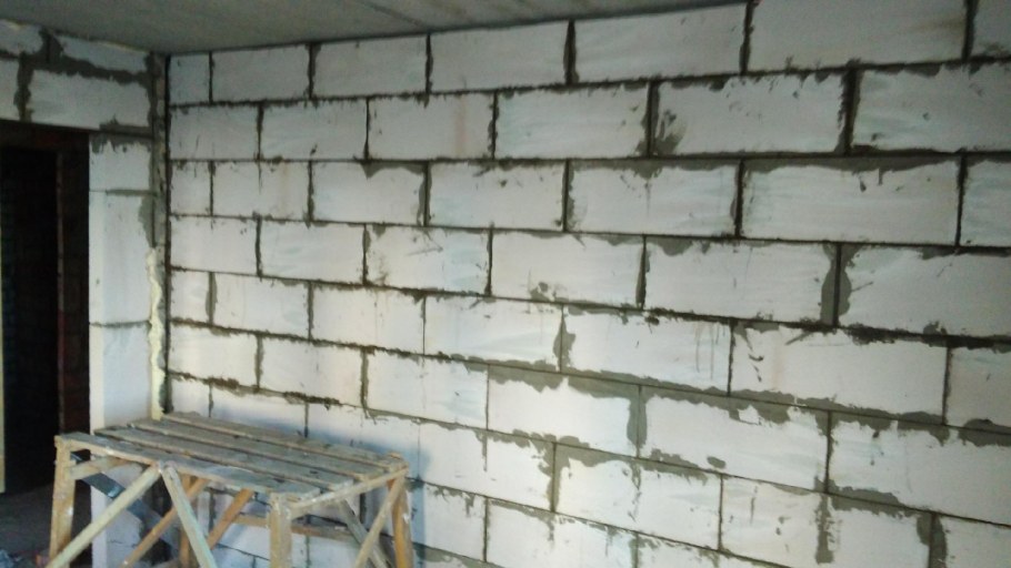 Пеноблок стена