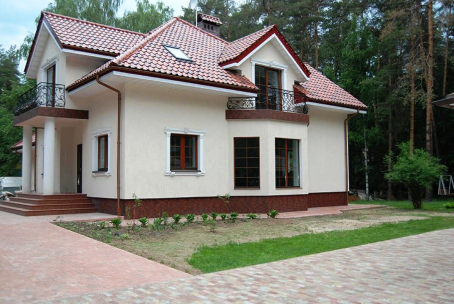 Коттедж с бассейном