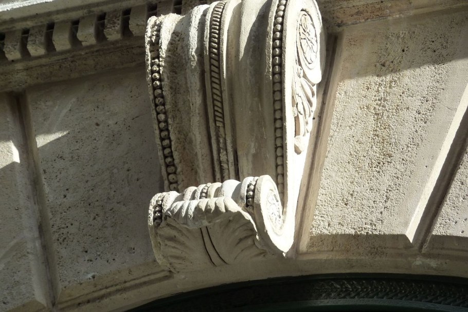 Фасад здания сталинский Ампир