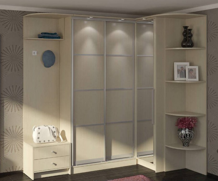 Радиусный шкаф-купе Мебелайн-1