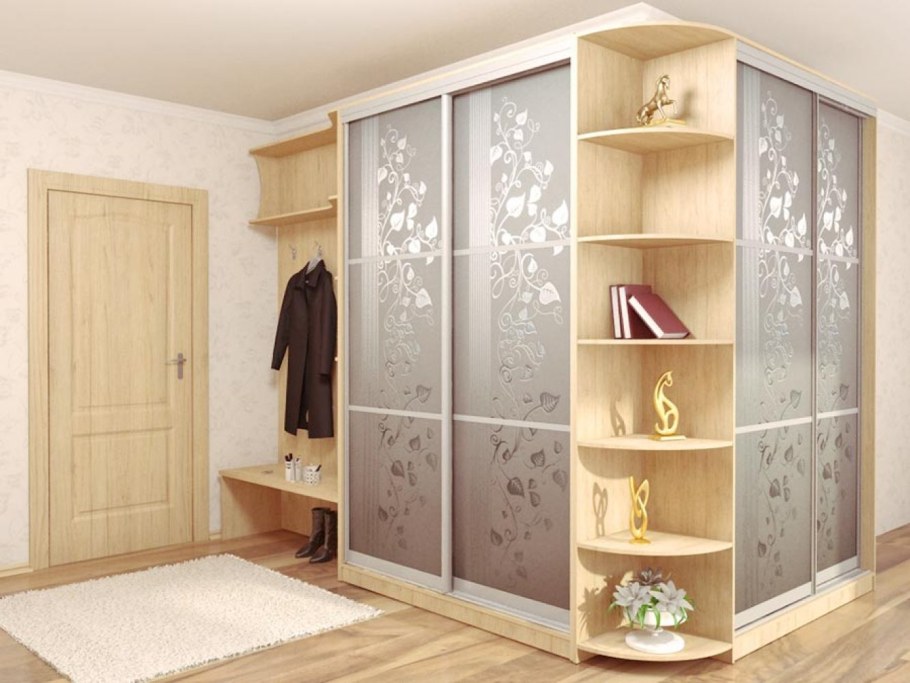 Радиусный шкаф купе в прихожую