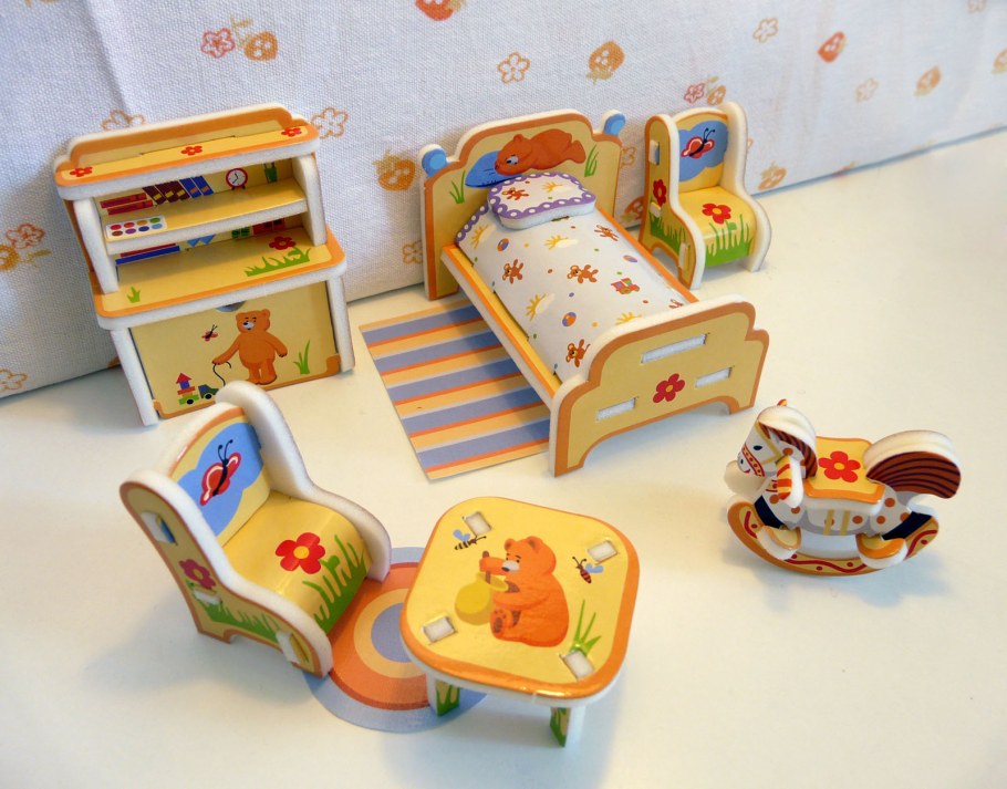 Игрушечная мебель из картона