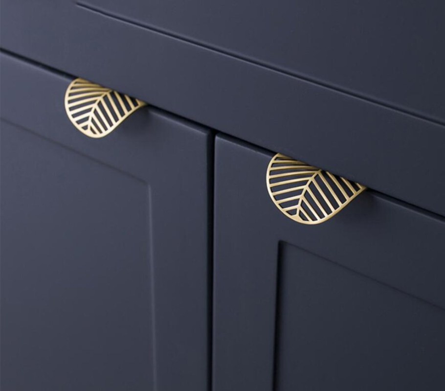 Оригинальные ручки для мебели