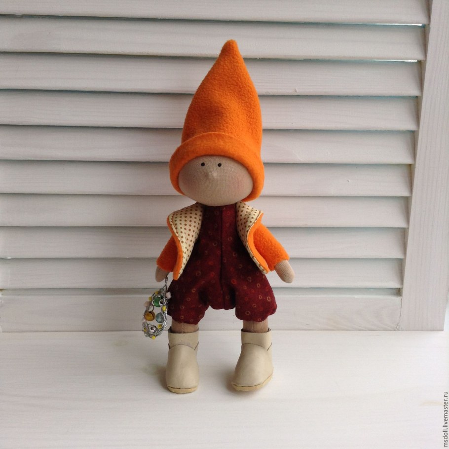 Текстильная кукла гномик