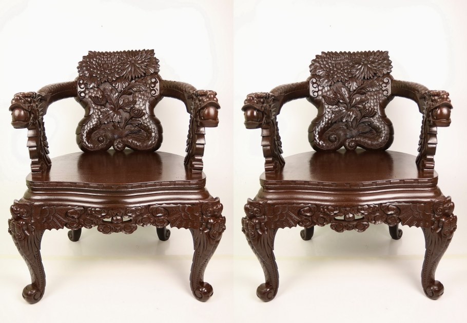 Стул с резьбой